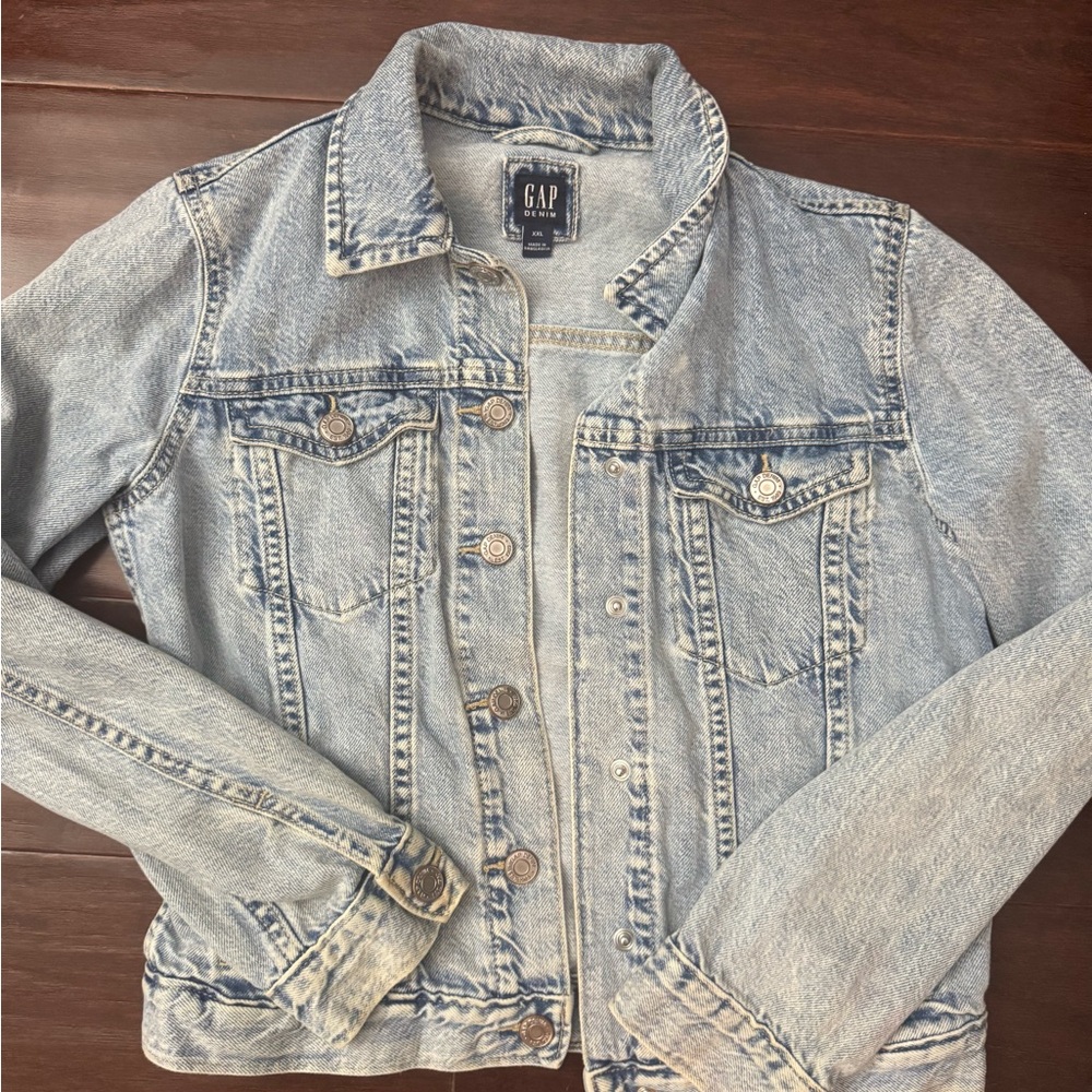 GAP Blue Jean Jacket Classic Denim Style